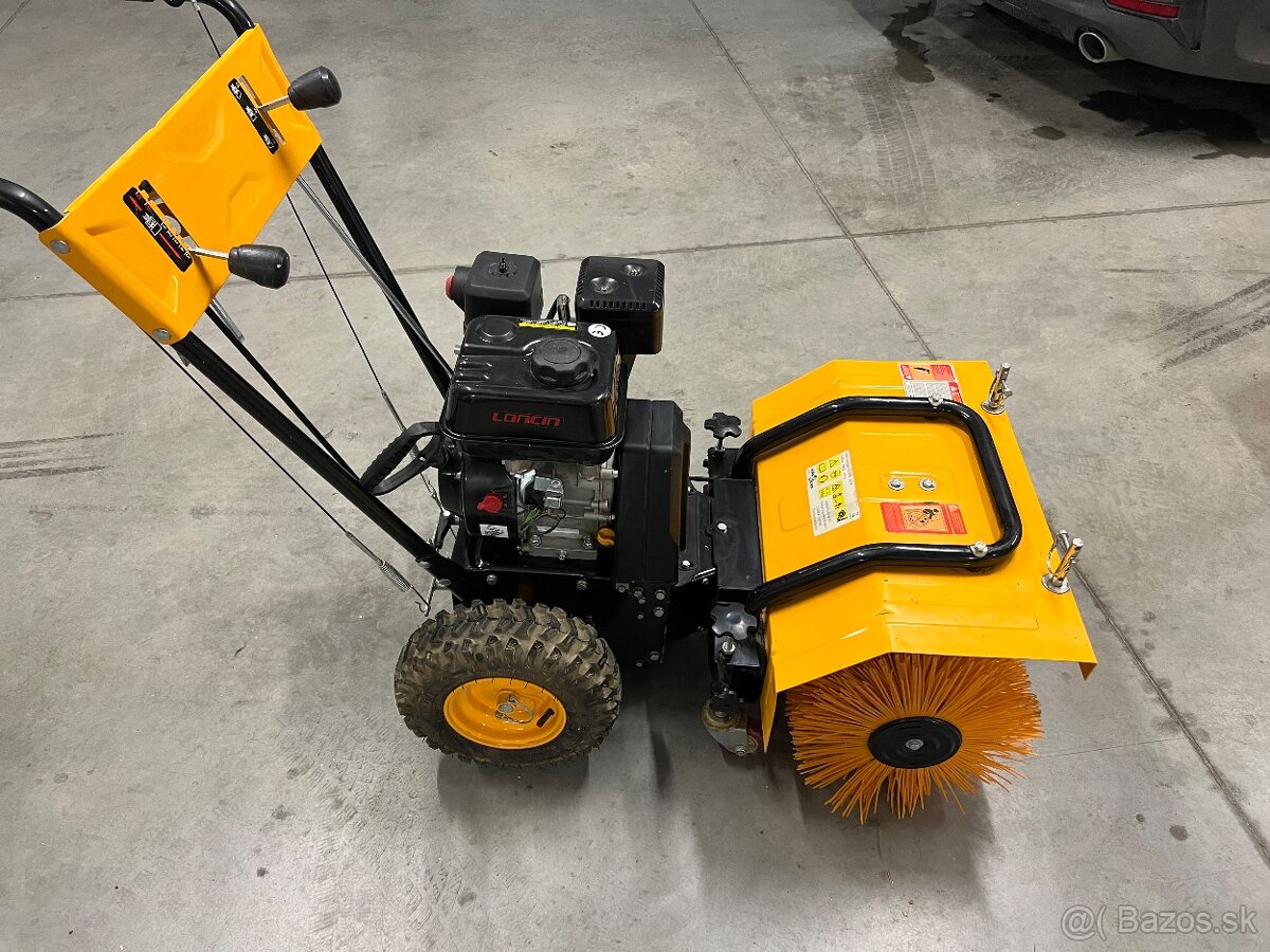 Multifunkčná snehová radlica / zametač - 5