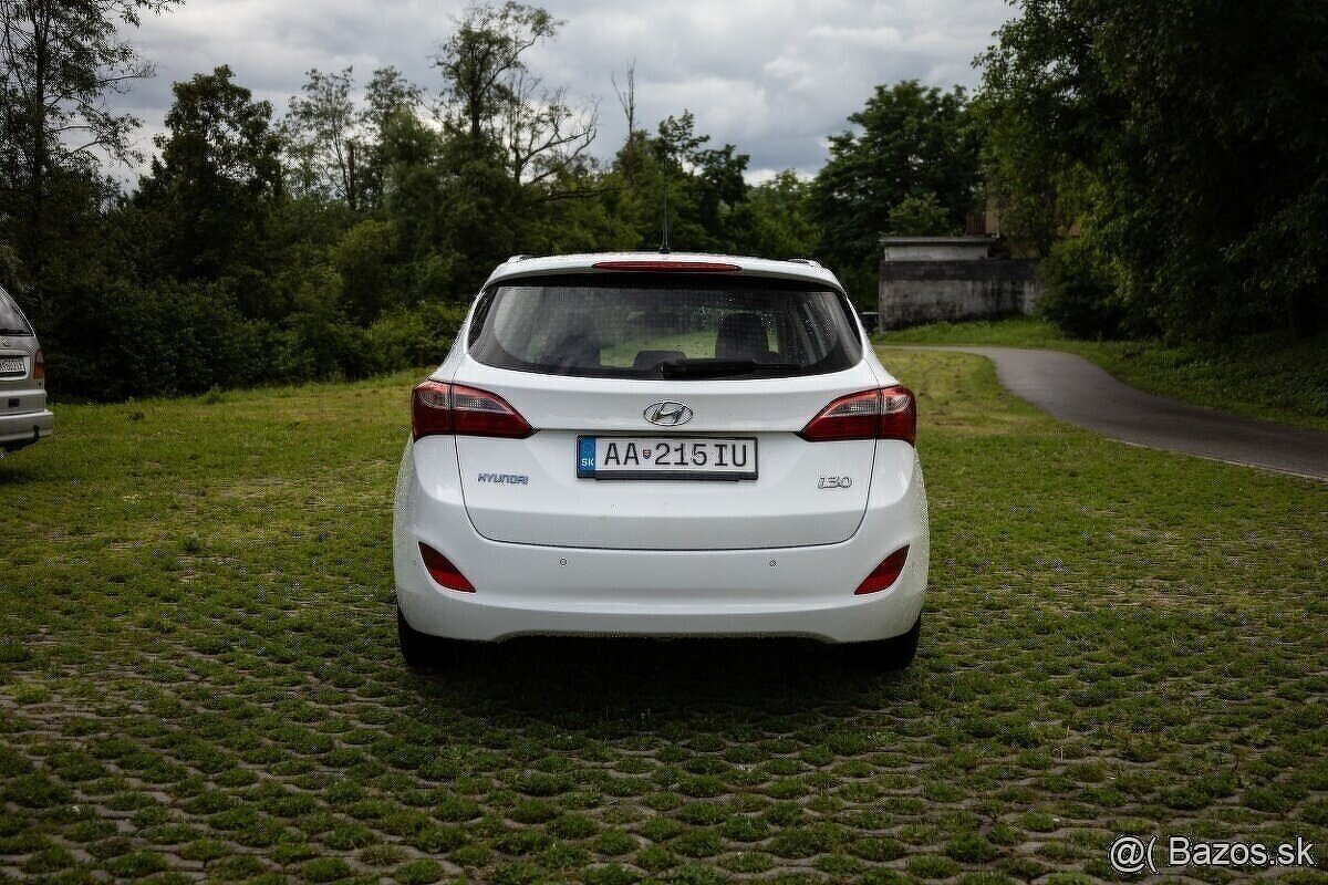 Hyundai i30 kombi - 5