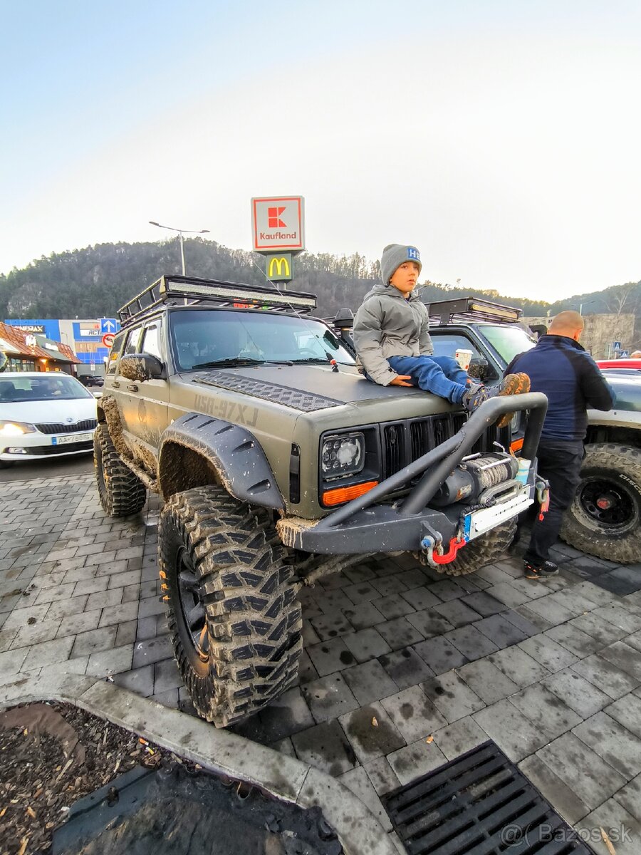 Jeep Cherokee XJ