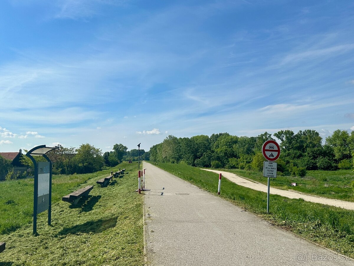 KALINKOVO, Rodinný dom v tichej lokalite obce - 5