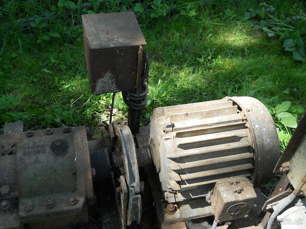 STAVEBNÝ VÝŤAH - 5