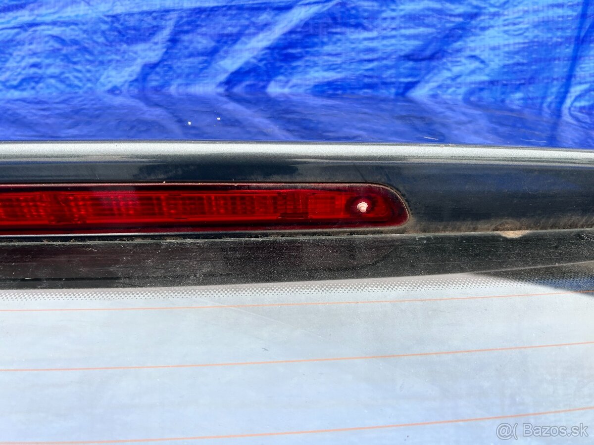 Páté dveře Škoda Octavia 3 kombi šedá - 5