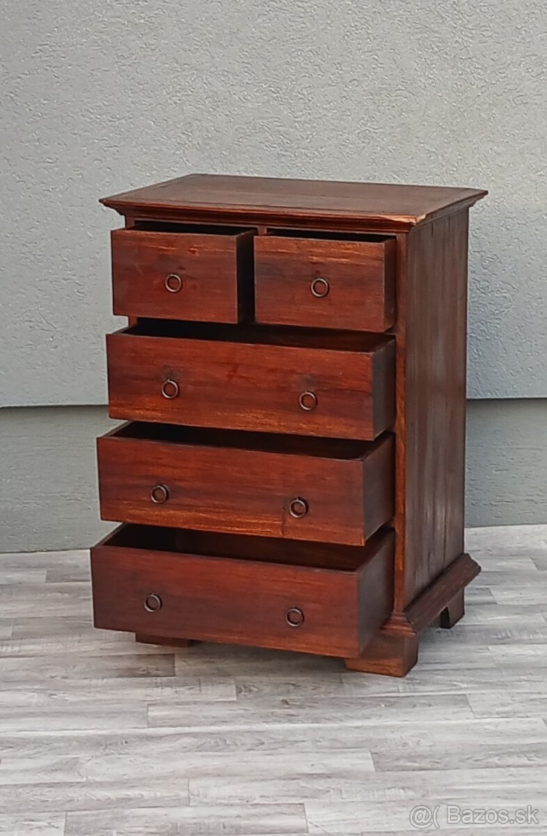 Komôdka v koloniálnom štýle. - 5