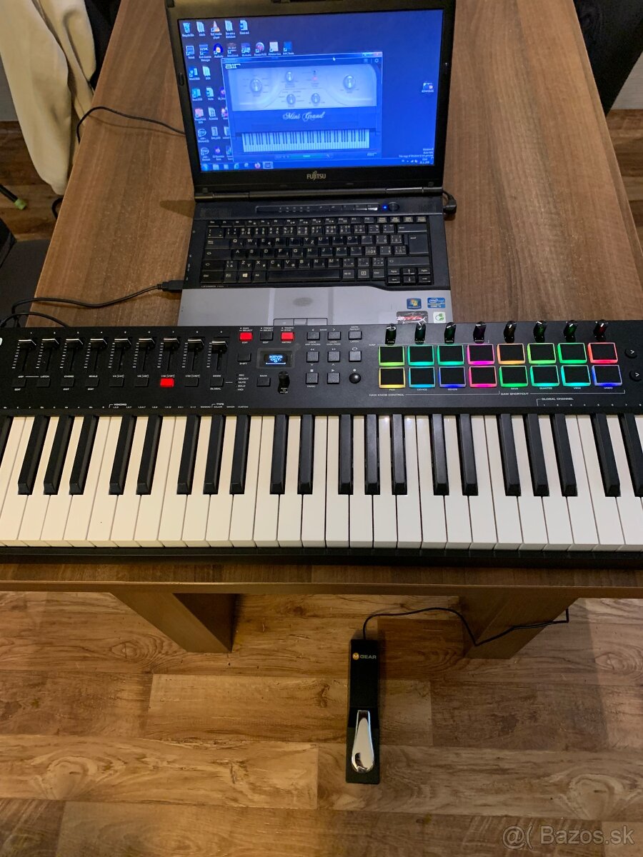 Predám MIDI keyboard s pedálom - 5