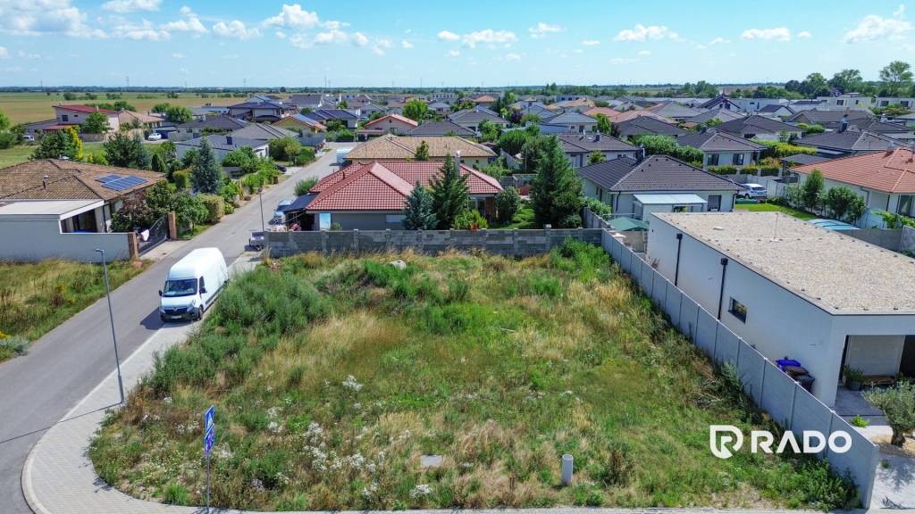 RADO | Stavebný pozemok pre rodinný dom | 696 m² | Miloslavo - 5