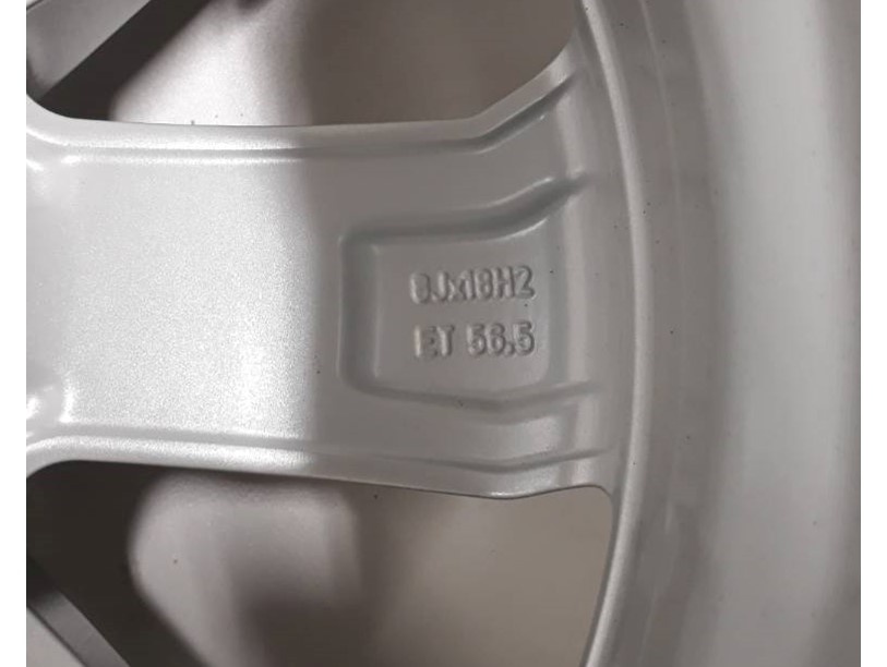 Škoda Octavia, Karoq alu disky 8J R18 5x112 ET56,5 1213 - 5