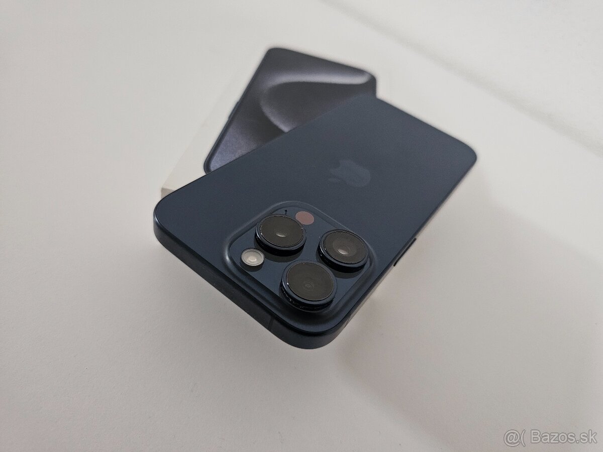 Apple iPhone 15 Pro - 5