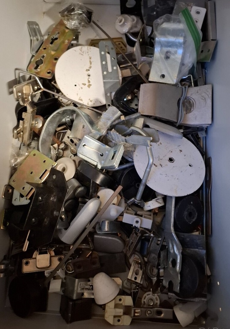 Rôzne matica, skrutka - dokopy 0,50€/kg - 5