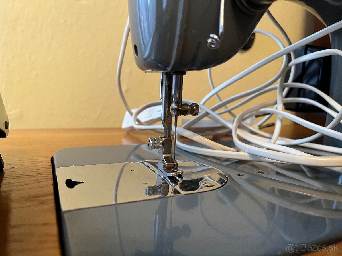 Šijací stroj Minerva - 5