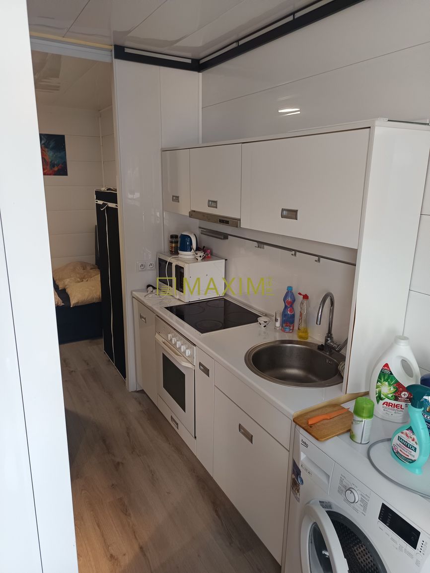 Ponúkame na predaj modulový domček v lukratívnej časti pri B - 5