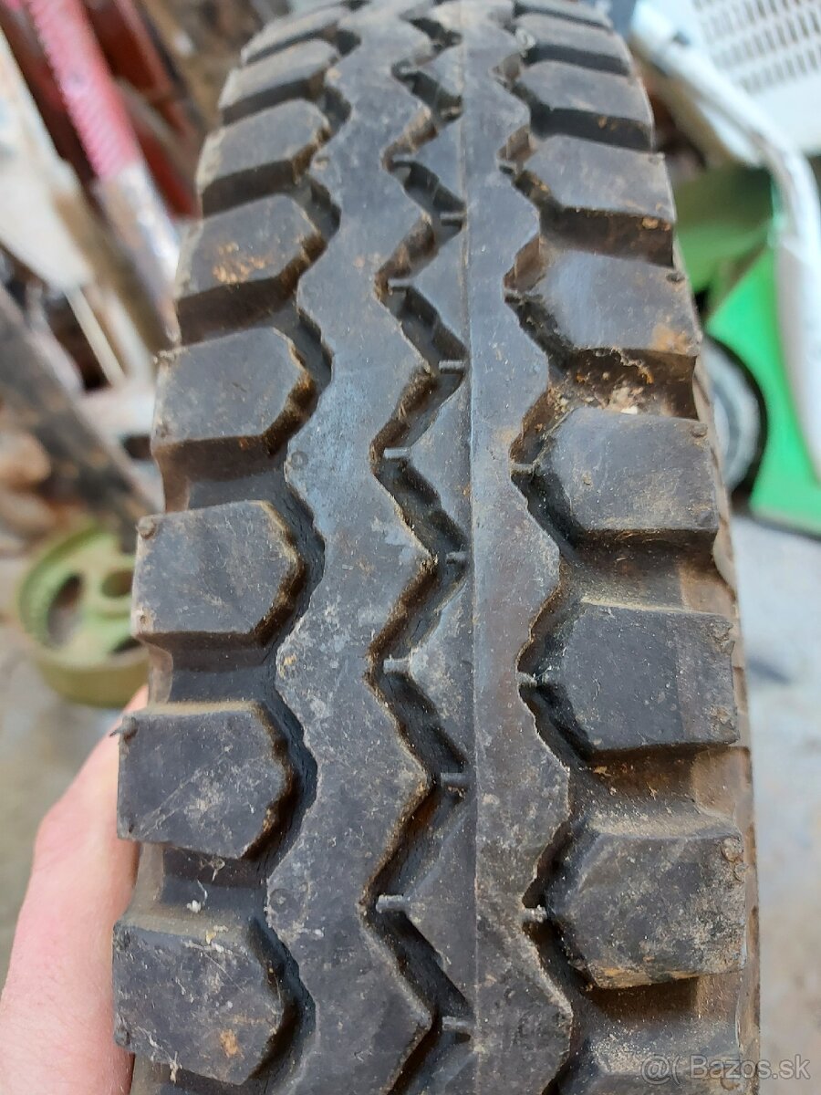 Koleso 21x4 vlečka - 5