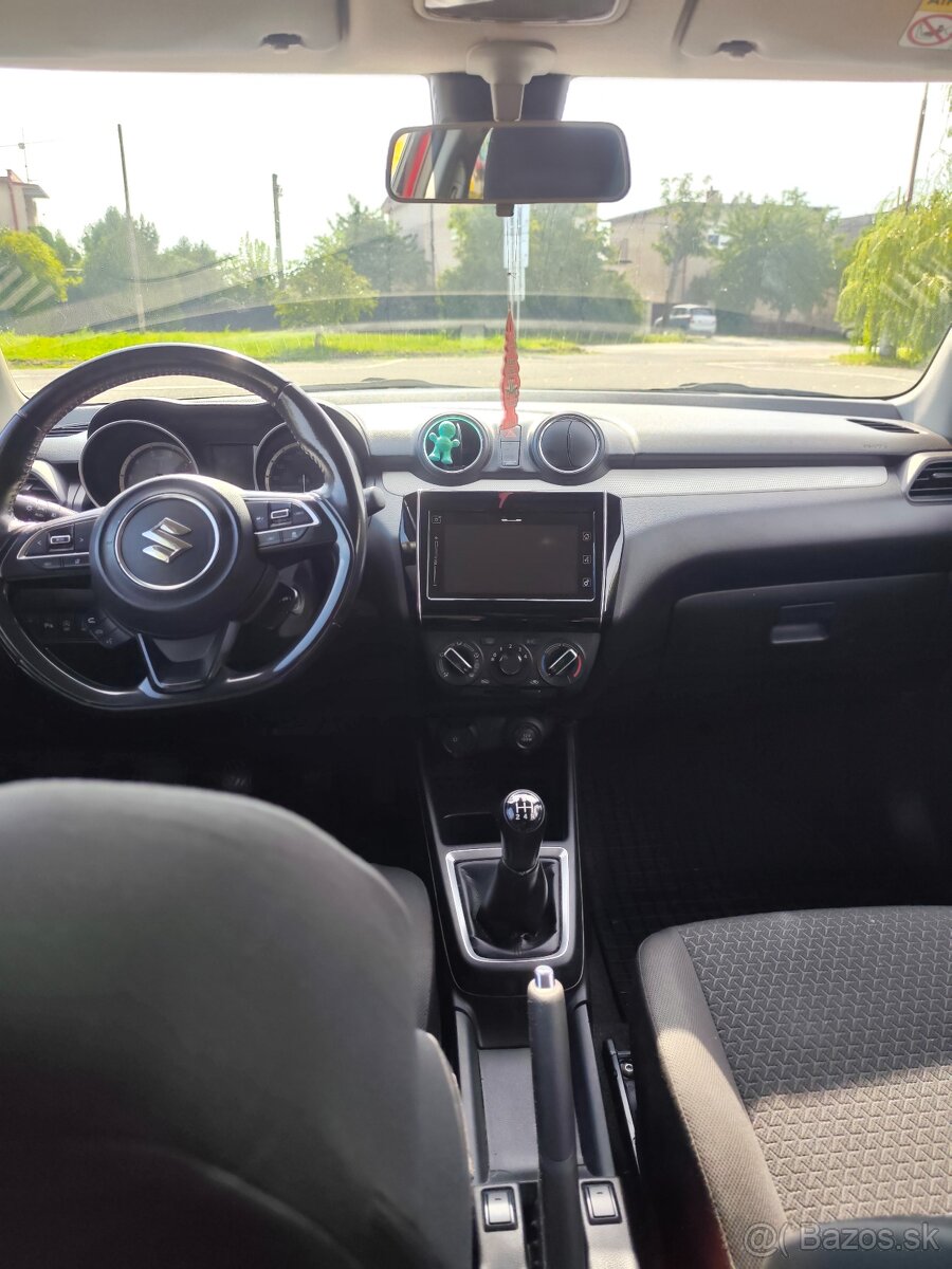 Suzuki Swift - Hybrid - 5