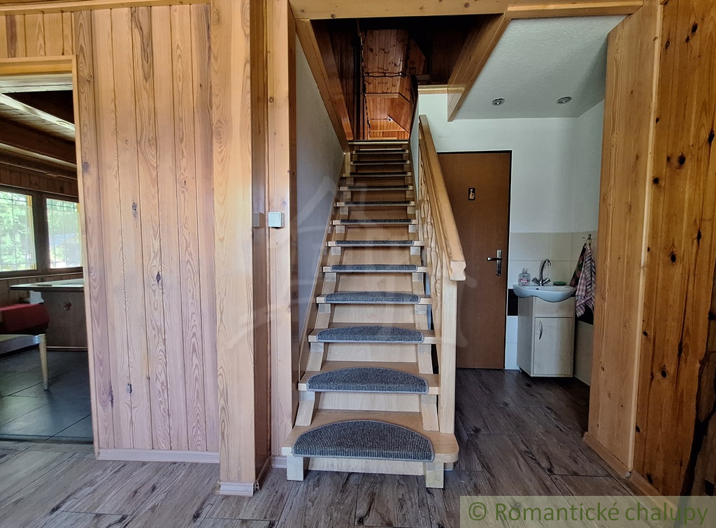 Veľká chata v Západných Tatrách nad Obcou Jakubovany - 5