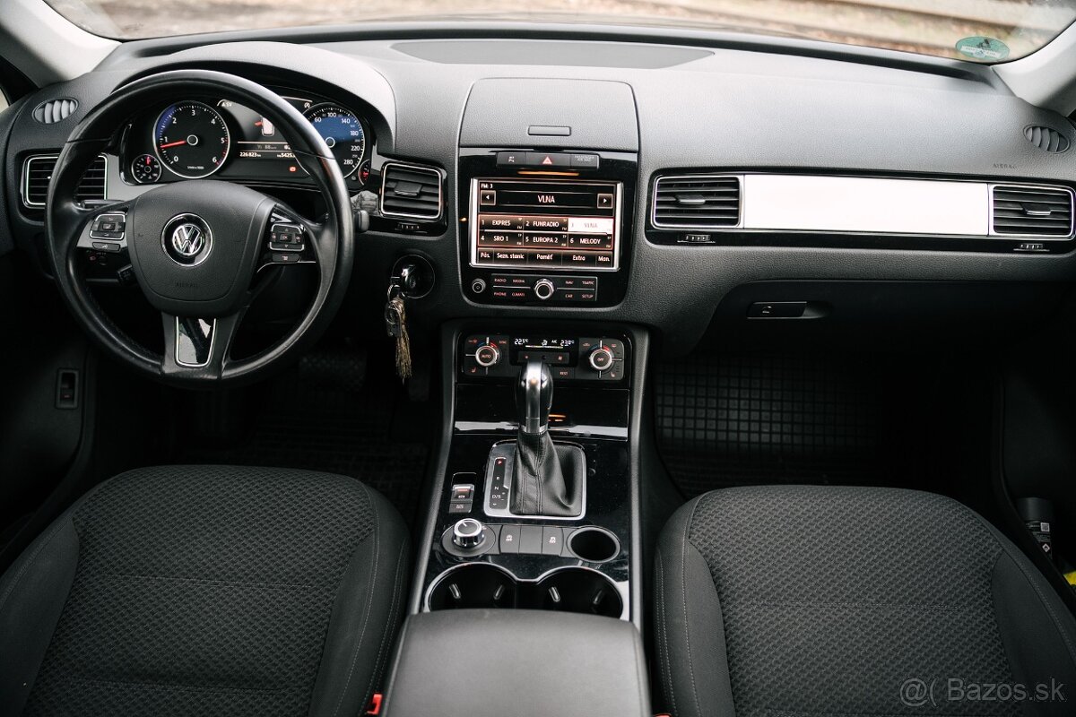 Volkswagen Touareg II 3.0 V6 TDI - 5