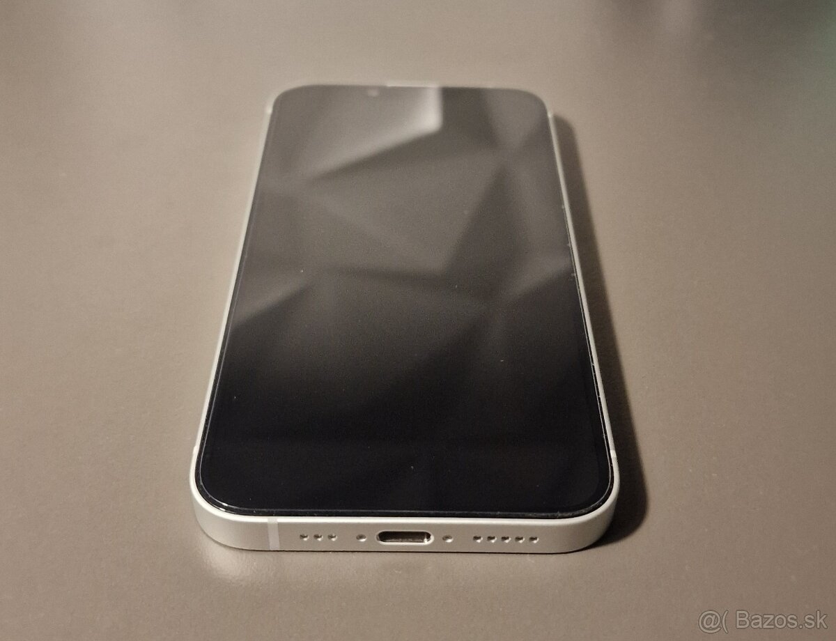 IPhone 16E 8/128 GB biely - 5