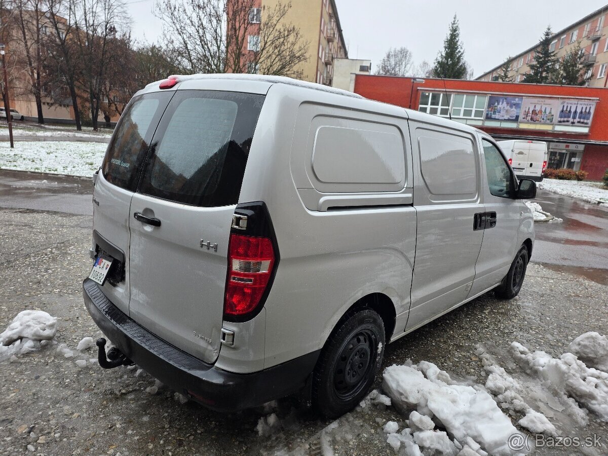 Hyundai H-1 2.5 CRDi - 5