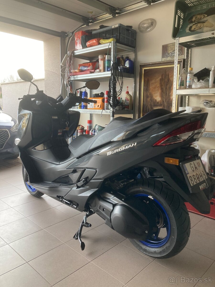 Suzuki Burgman 400 - 5