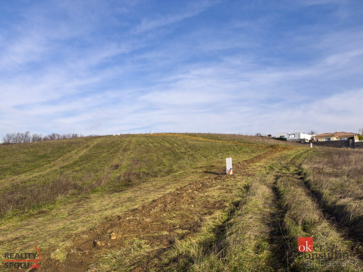 Na predaj stavebné pozemky - 5