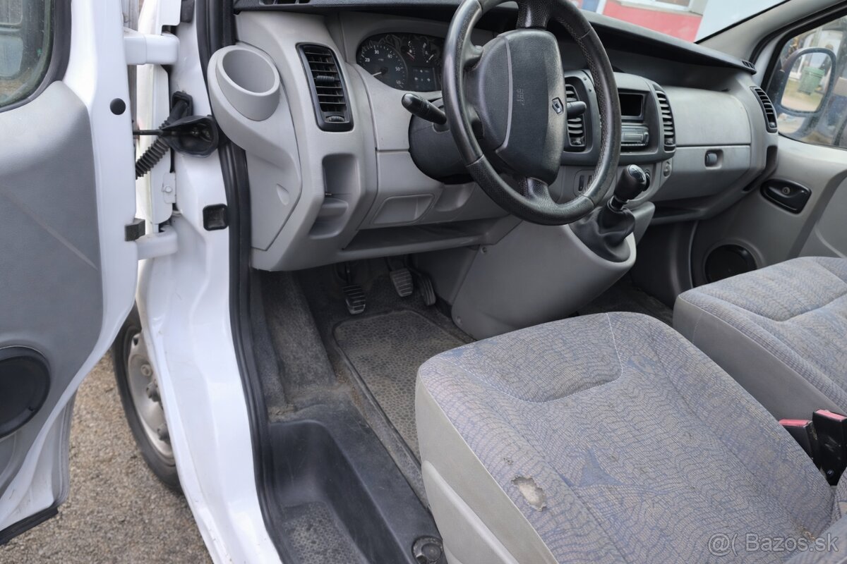 RENAULT trafic - 5