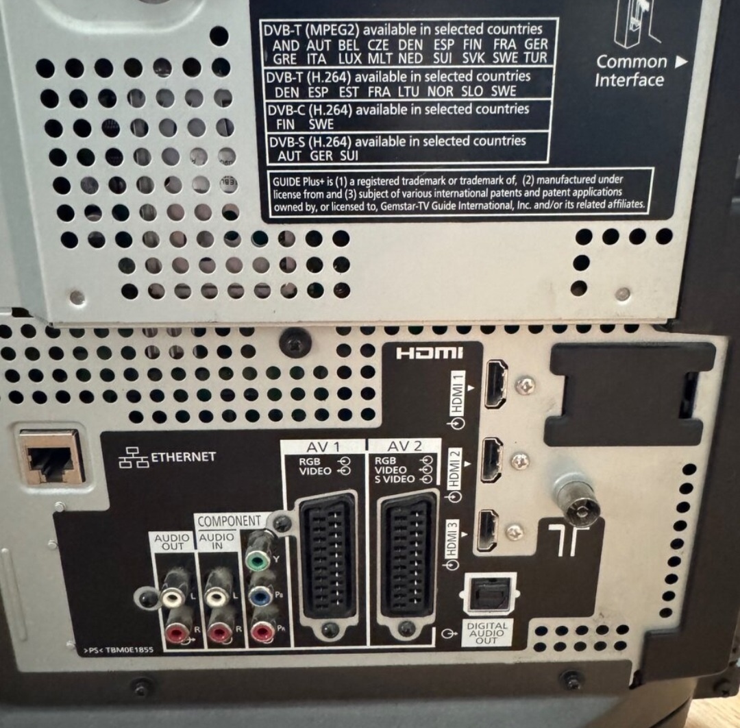 Panasonic TX-p50v10e - 5