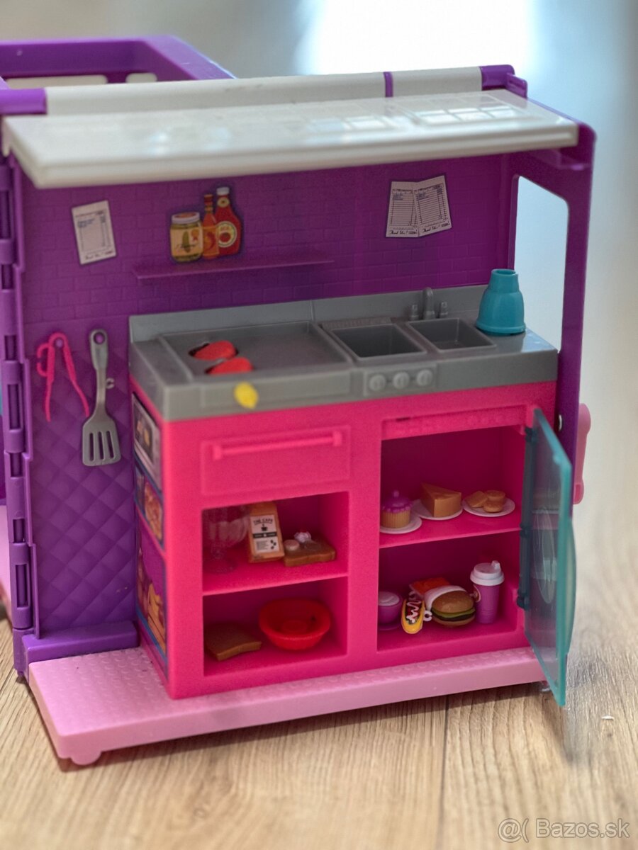 Barbie bufet s drobnosťami - 5