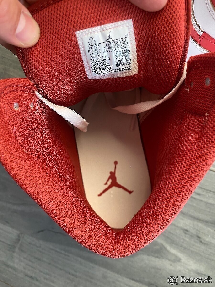 NIKE AIR JORDAN MID SE 45,5 - 5