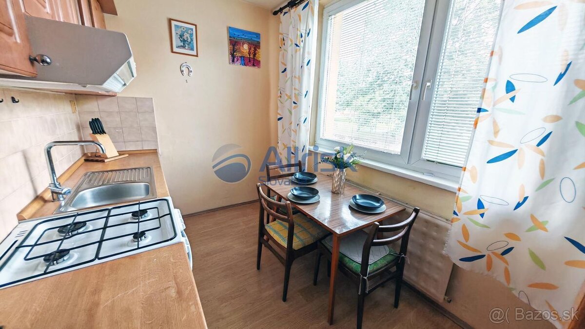 REZERVOVANÉ Na predaj priestranný 3-izbový byt 90 m² v Šali - 5