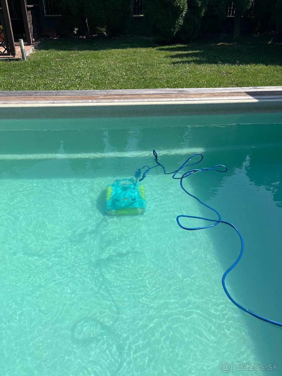 Bazénový samochodiaci vysávač Dolphin Moby - 5