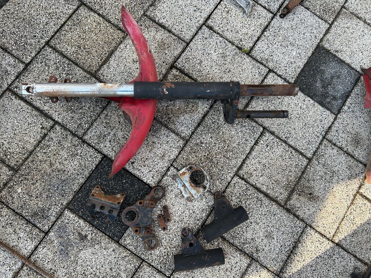 Diely jawa 250 350 kyvacka panelka - 5