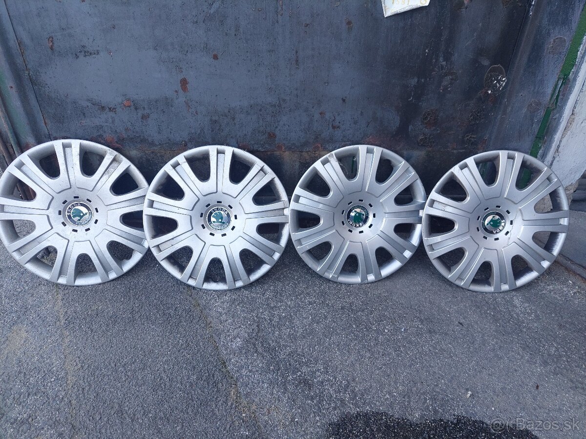 PUKLICE ŠKODA,VOLKSWAGEN - 5