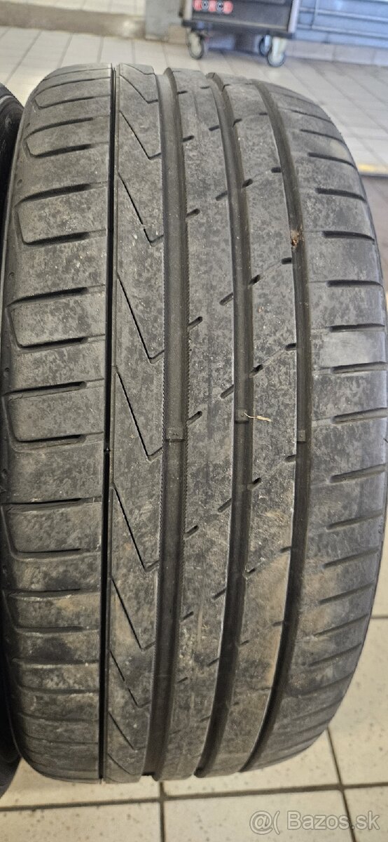 Hankook 225/45 R17 letné - 5