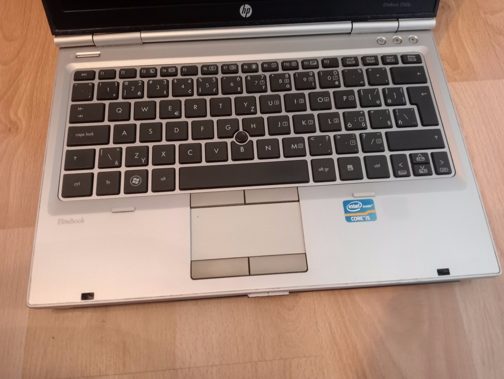HP elitebook 2560p - Intel core i5 - 4gb ram - WIN XP - 5