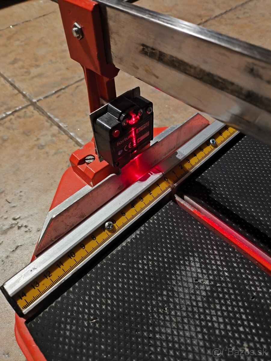 Rezacka na dlazbu a obklad s laserom - 5