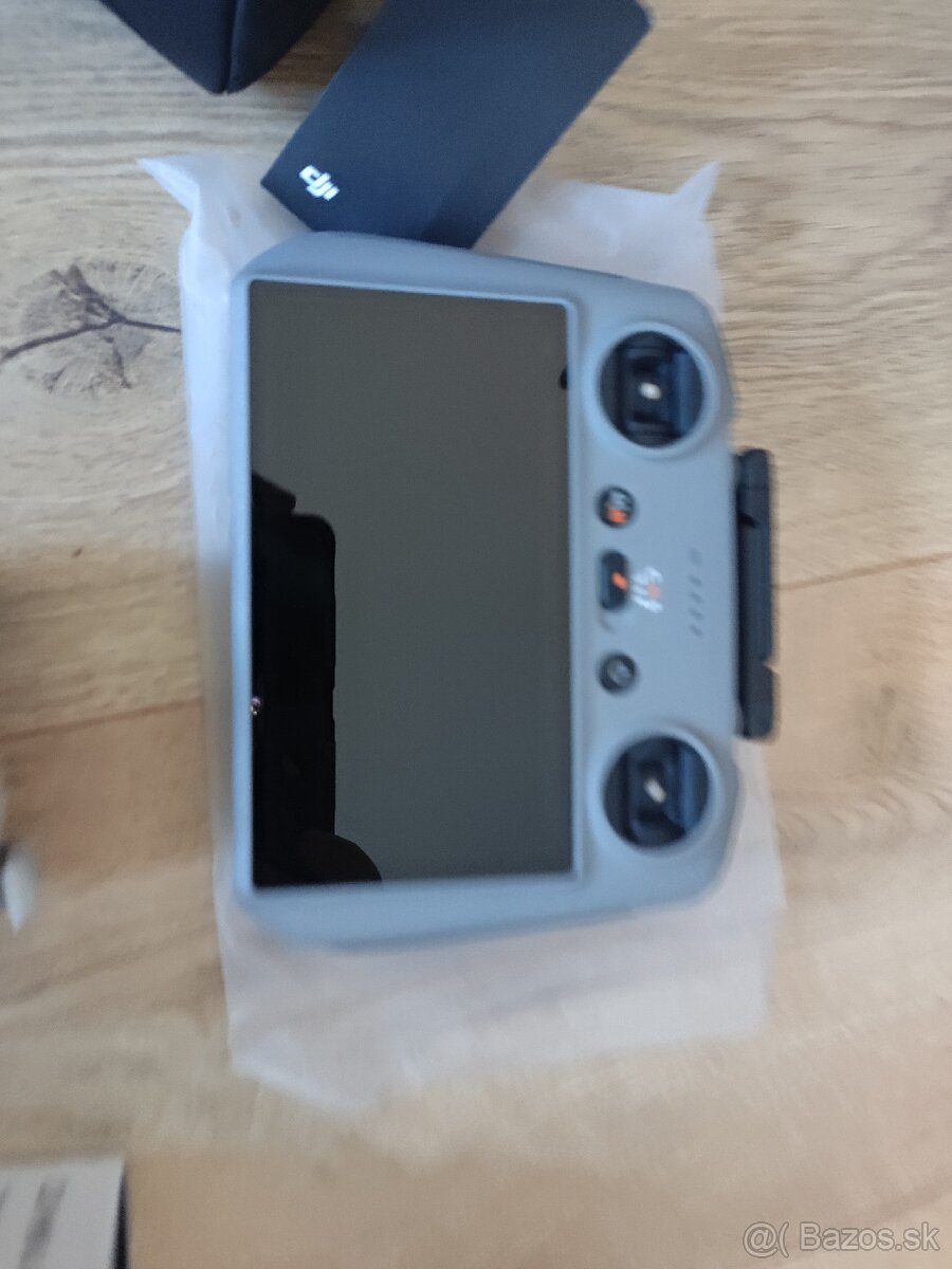 Dji mini 4 pro v fly more combo setu + príslušenstvo - 5