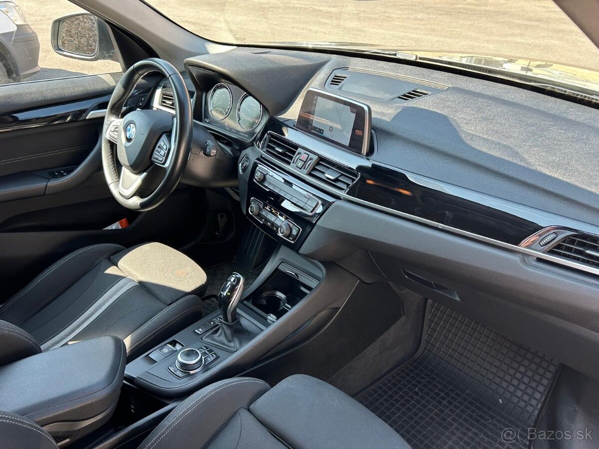 BMW X1 2.0D, XDrive 18d automat 4x4 - 5