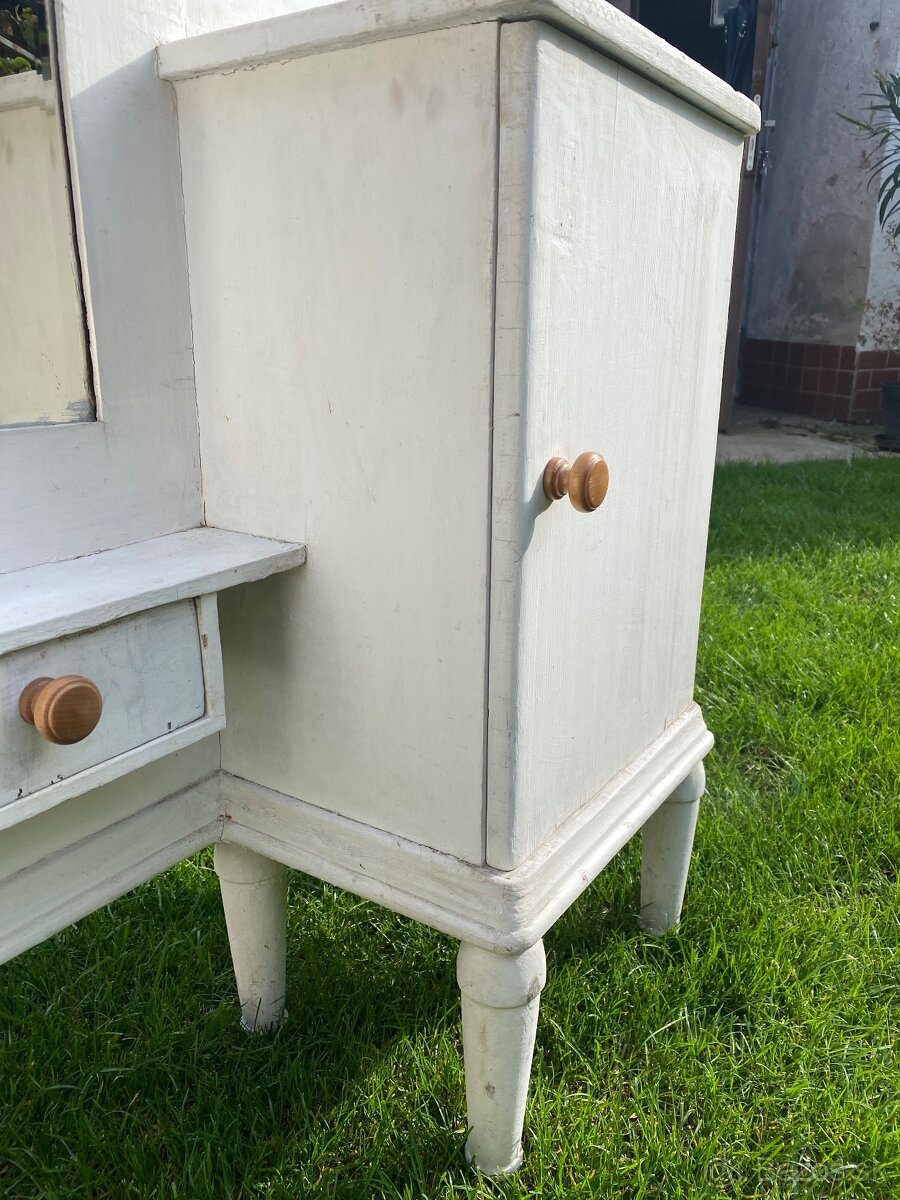 Retro toaletná skrinka so zrkadlom na chalupu, - 5