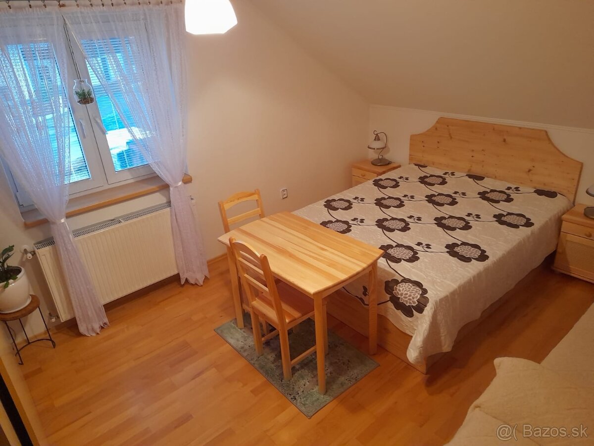 Prenájom domu,Bobrov - 5
