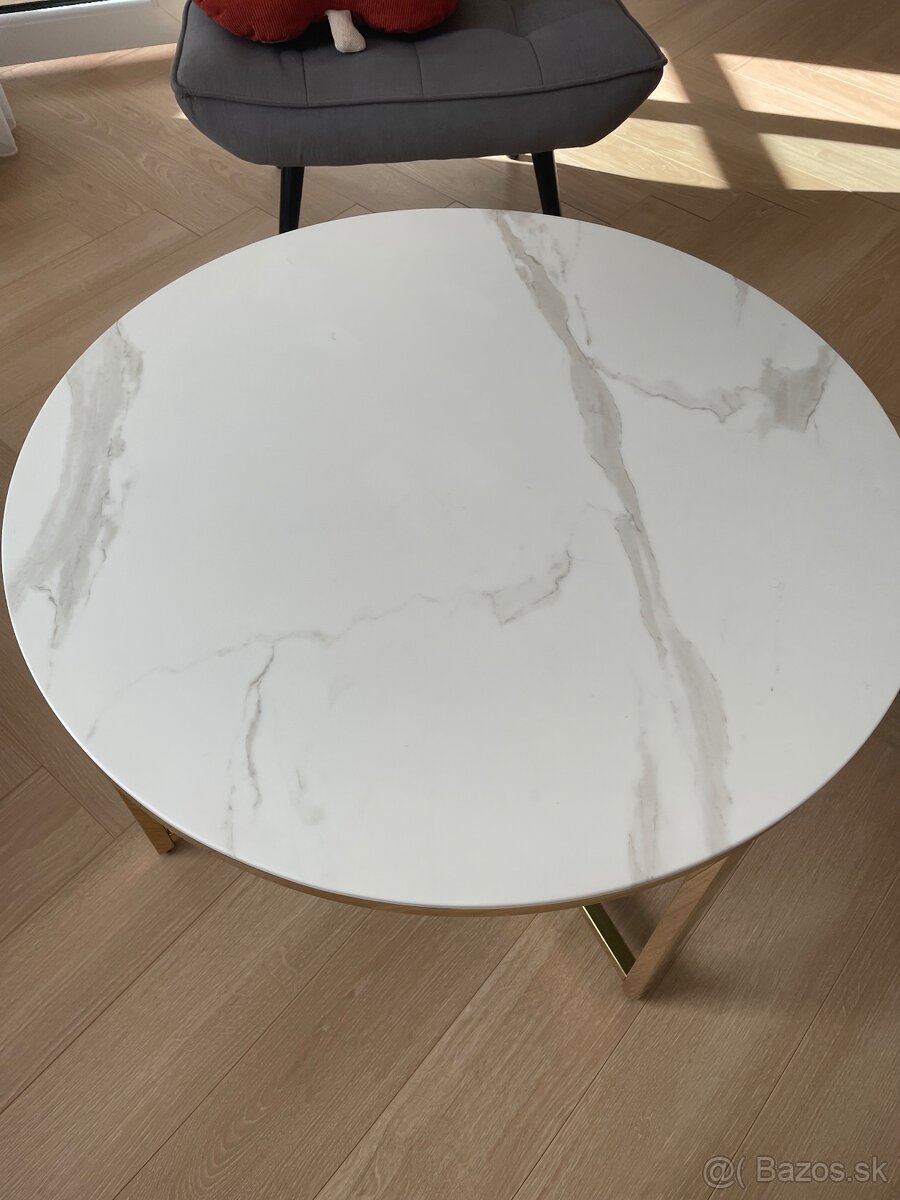 Konferenčný stolík - 5