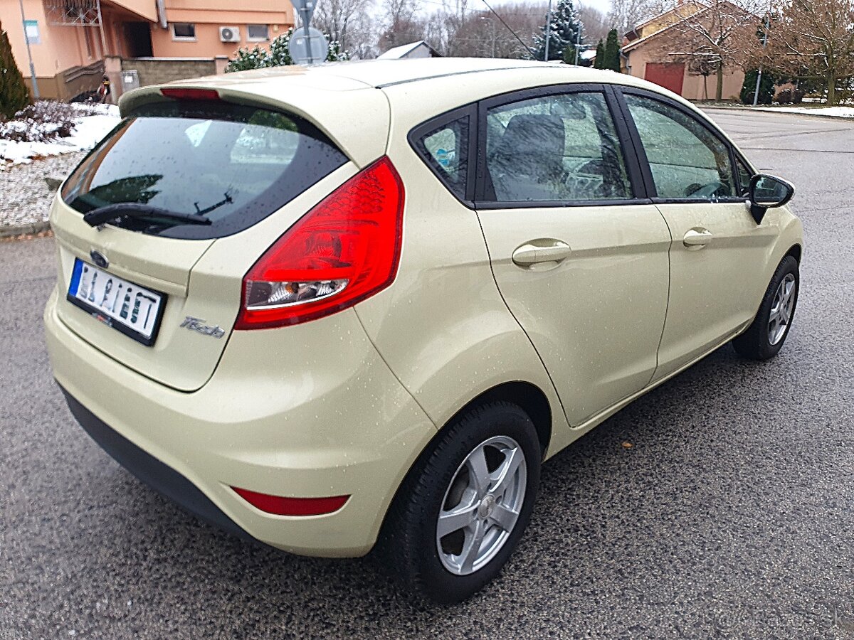 Ford Fiesta 1.25 Duratec 16V Ambiente - 5