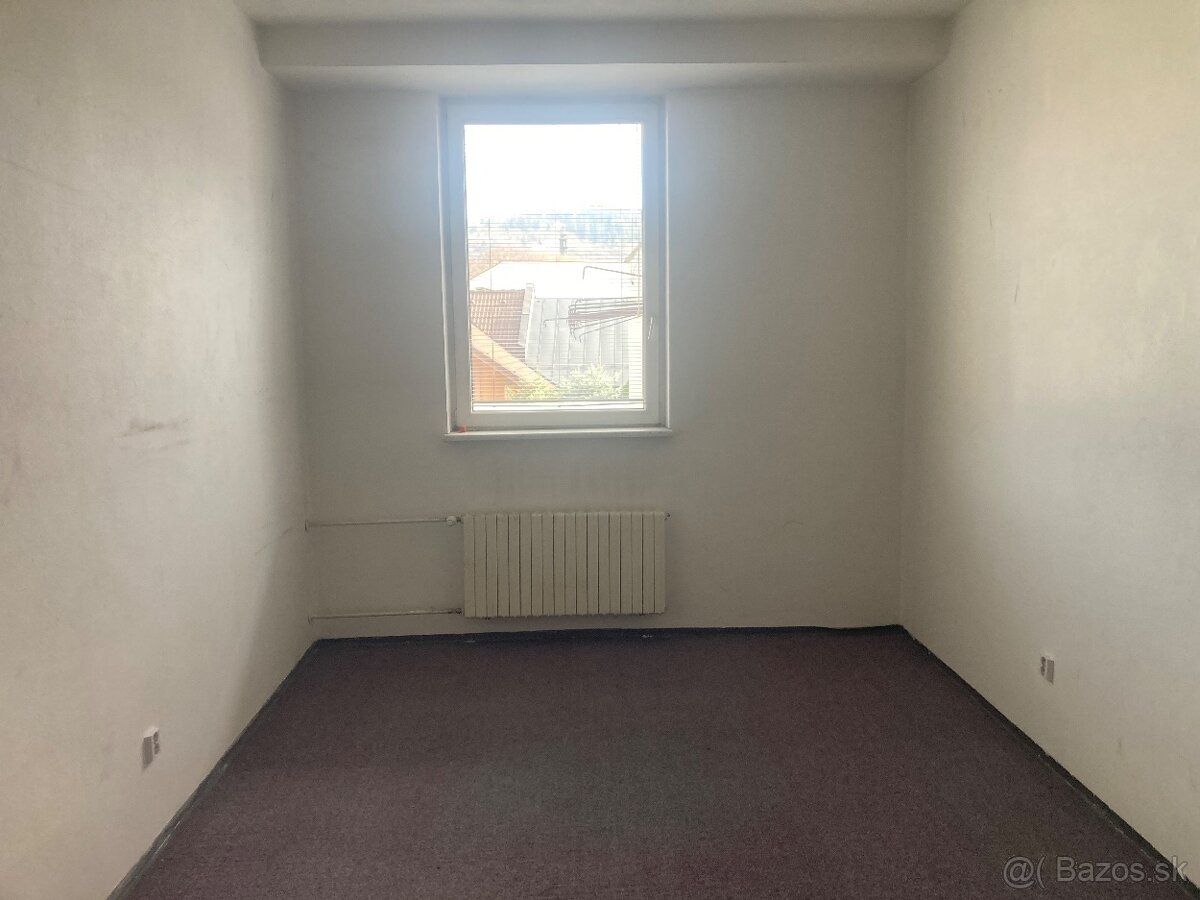 Centrum Čadce byt v budove Sporitelne - 5