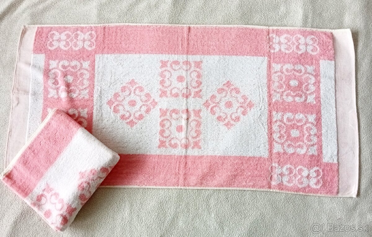 Nepoužité farebné froté uteráky - 3 € / kus - 5