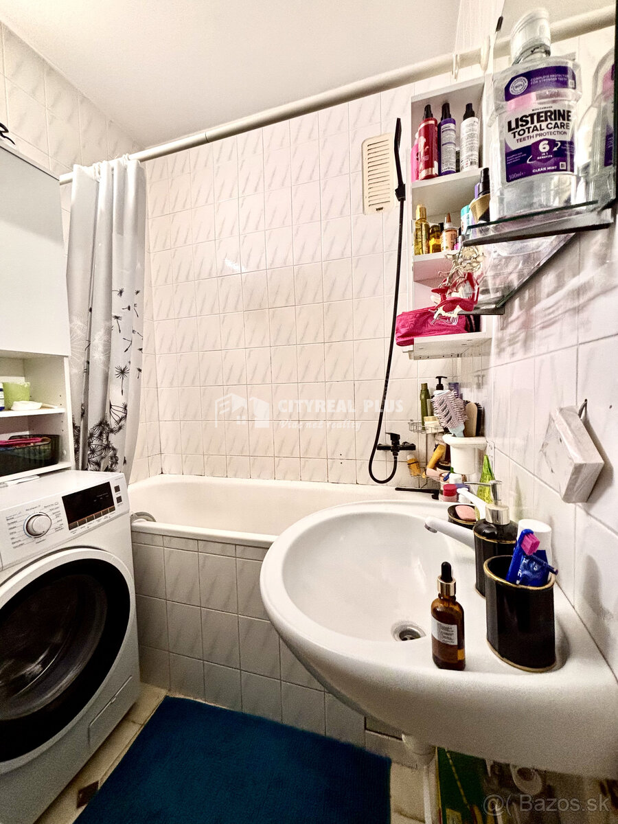 Ponúkame Vám na prenájom 3 izbový byt v meste Nové Zámky - 5