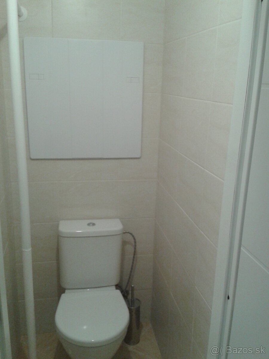 Vodárenská ulica - možnosť prenajať aj garáž - 5