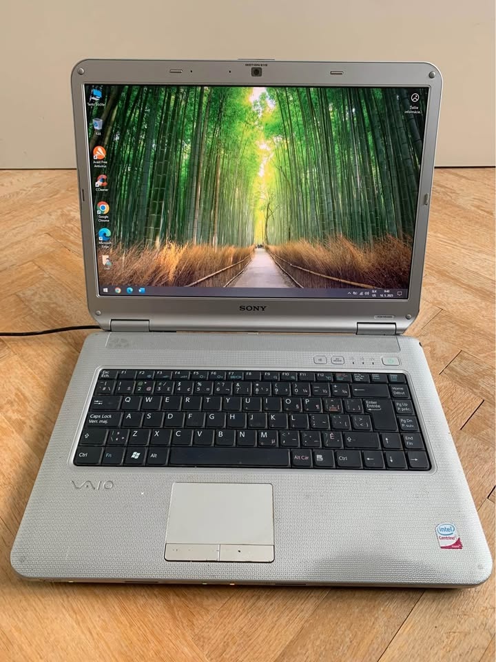 Laptopy na predaj - 5