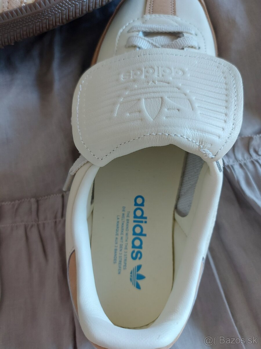 Kultové tenisky č.42 - 5