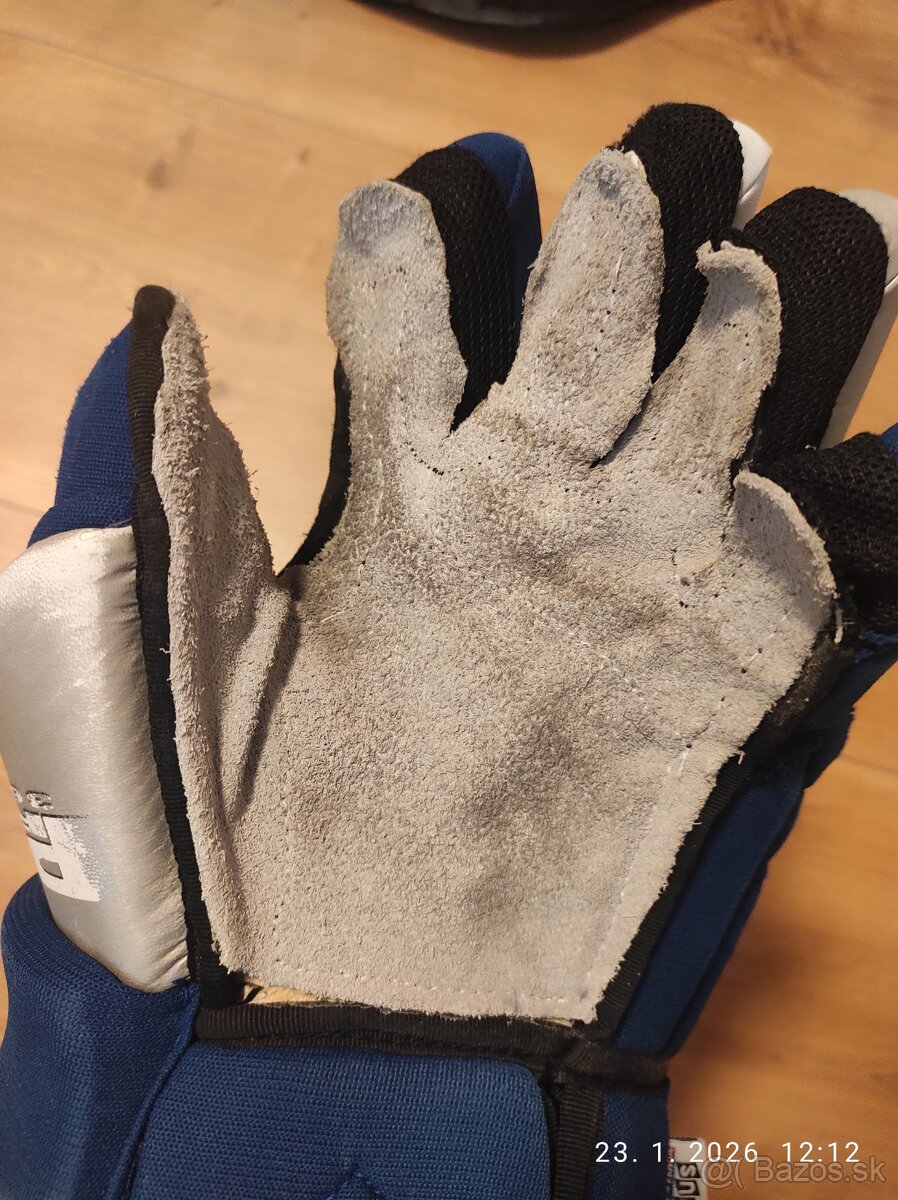 HOKEJOVÁ VÝSTROJ SENIOR - 5