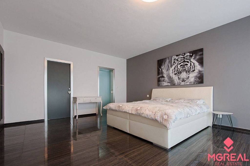 Krásný 3-izbový byt v centre Dubnice nad Váhom - 5