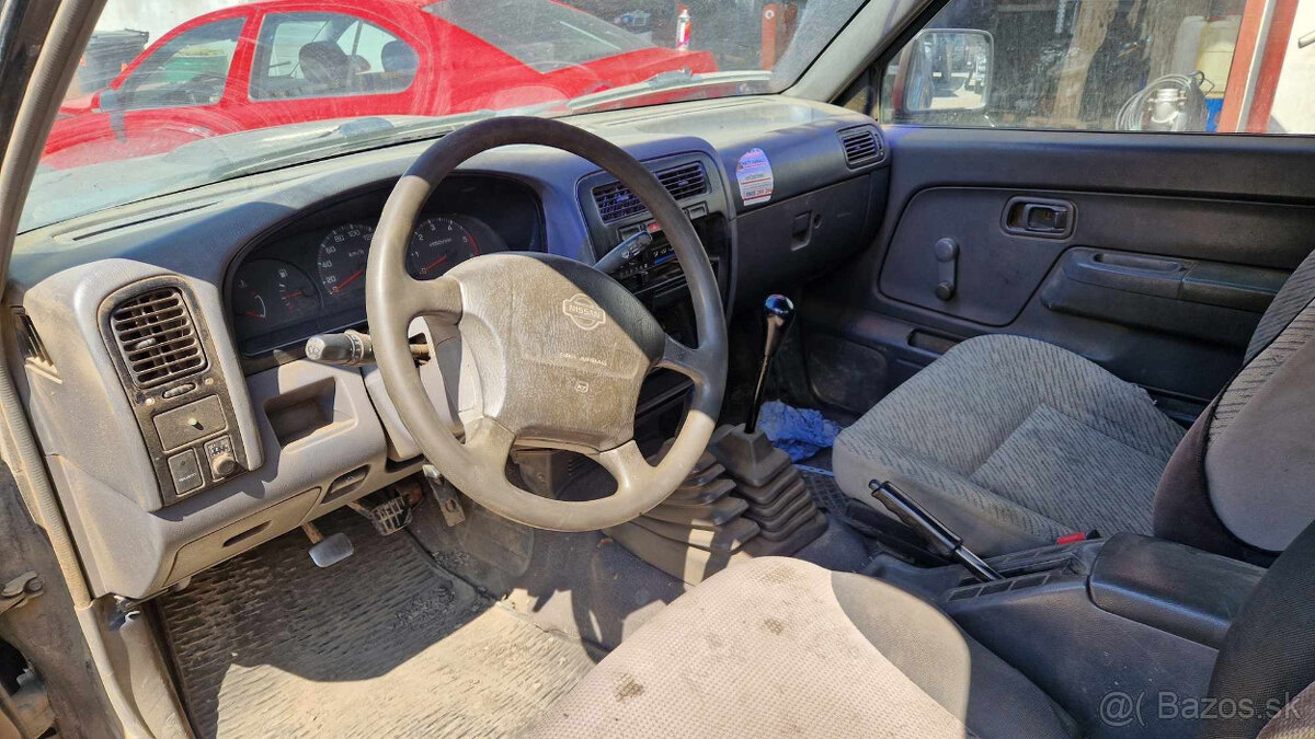Nissan Navara Pick Up 2,5TD 76kw - 5