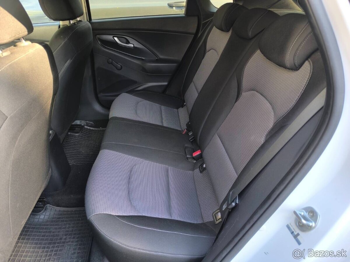 Hyundai i30 1.4i benzín r.v.2018 - 5