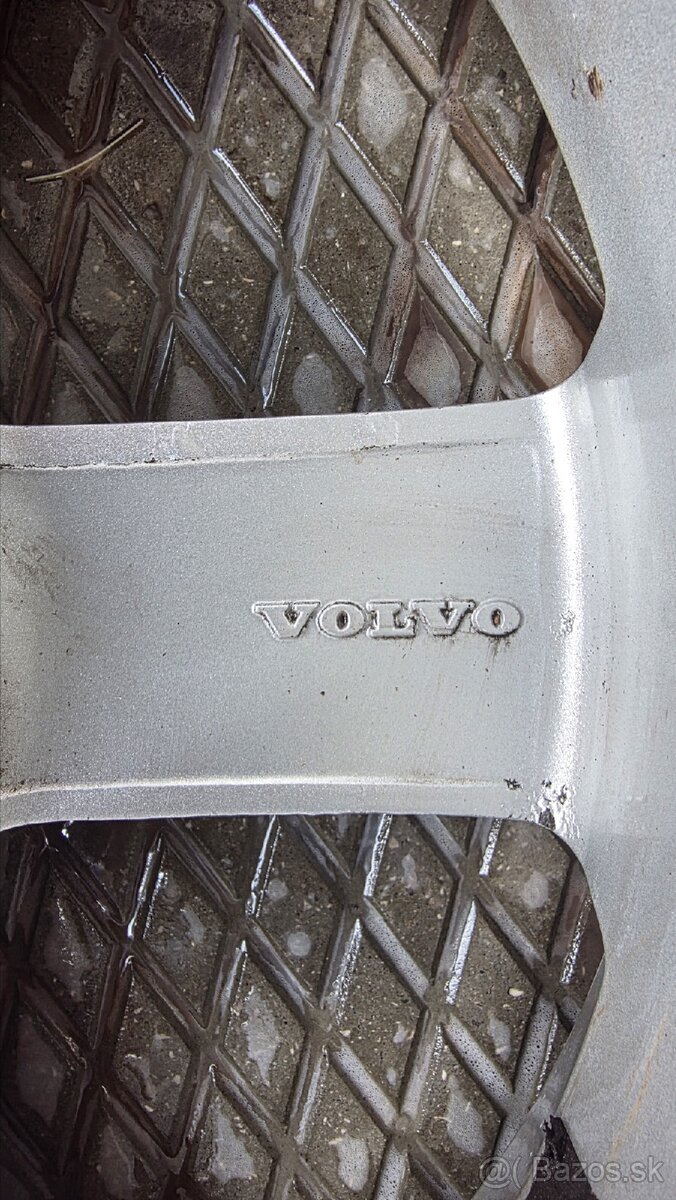 Volvo V40 Alu disky - 5